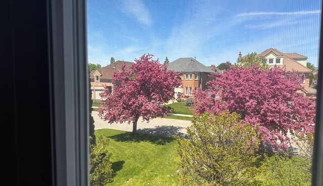 In-suit bedroom in Unionville-Queen bed