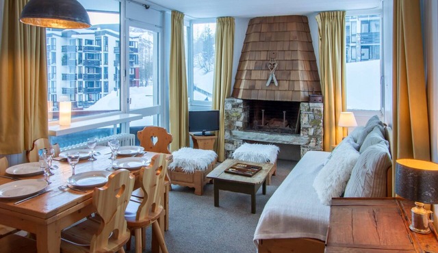 In the center of town, close to the ski slopes, 3 rooms, 2 bedrooms for 4 people