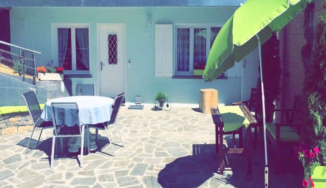 In the center of Valais, with magnificent views of the valley and mountains