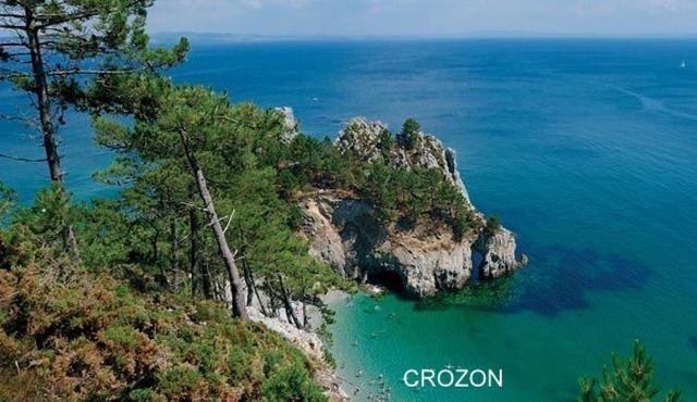 IN THE COUNTRYSIDE, 25 MINUTES FROM QUIMPER AND CONCARNEAU, BETWEEN LAND AND SEA