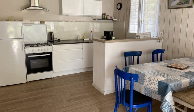 In the countryside, 8 km from the beaches