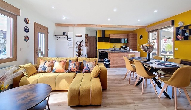 In the countryside between Lac du Der and the lakes and forests of the Orient, Le Râle d'eau