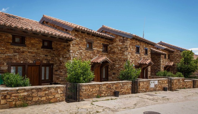 In the Rajalhondo house you can enjoy a front patio with barbecue and garden furniture