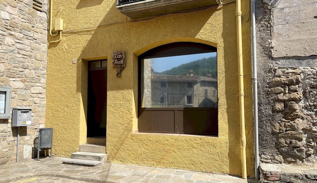 In the Garrotxa, in the middle of the nature and close to enticing places.