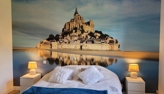 In the heart of the Bay of Mont-Saint-Michel, close to the beach: discover Plan Baie.