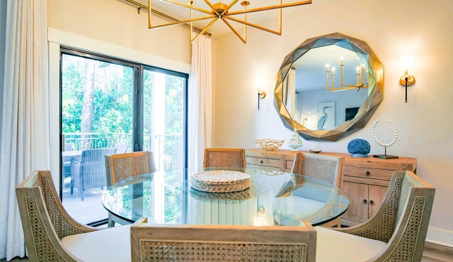In the Heart of Harbour Town! Gorgeous, End Unit Townhome w/Community Pool & Outdoor Balconies!