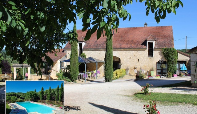 In the heart of Périgord Noir, lovely suite with heated pool