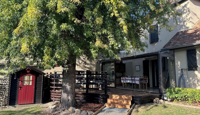 In the heart of Béarn, at the gates of the Basque Country, Pyrenees, sea and Spain