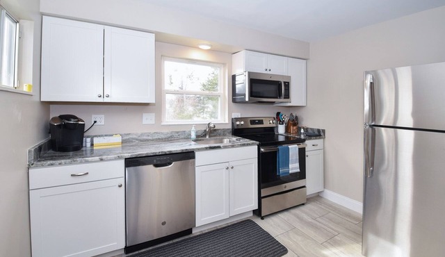In the Heart of Blue Ash- close to Kenwood Mall