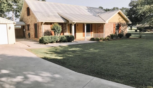 In the heart of Cajun country! Entire home with pool.