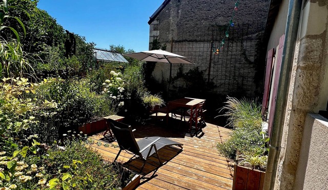 In the heart of the castles, charming gite in the village