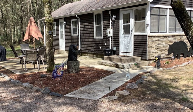 In the Heart of Hatfield- Direct access to ATV trail, Also great for family's