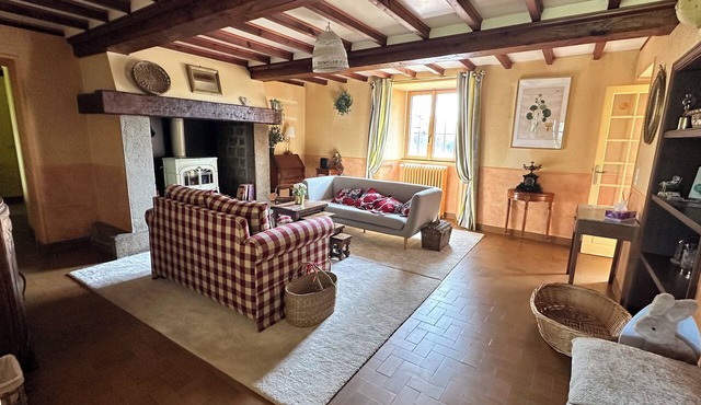 In the heart of La Manche: the perfect place to explore and experience Normandy!