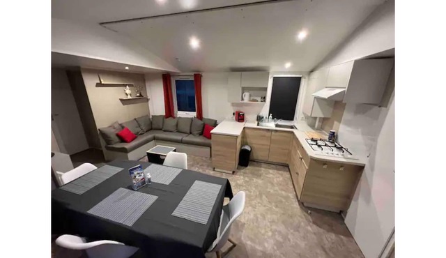 In the heart of nature, a modular residence with all comforts