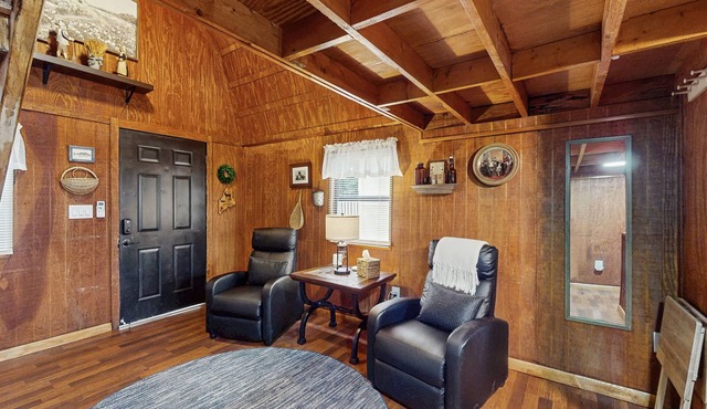 In the heart of Tampa, rustic and convenient with AC, WIFI and close to stadiums