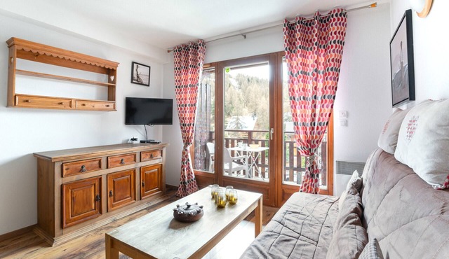 In the heart of the resort, for 8 people