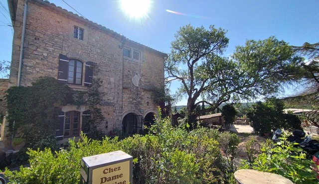 In the heart of the Gard countryside, in Provence