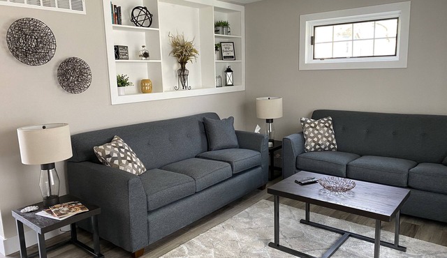 In the Heart of Three Oaks - Steps to Downtown