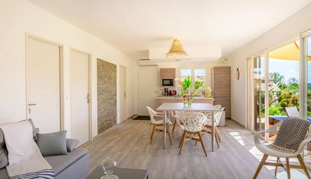 "in the middle flows a stream" . rental with jacuzzi, beautiful view, south terrace