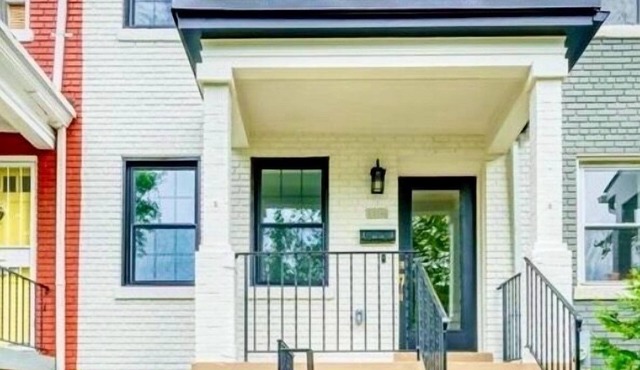 In the middle of Trendy NoMa/Union Market! Private Basement 1br/1ba Apartment