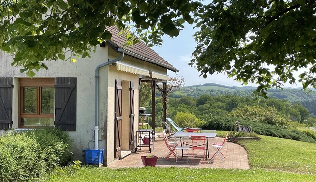 In the Morvan park, house for 5/6 people.