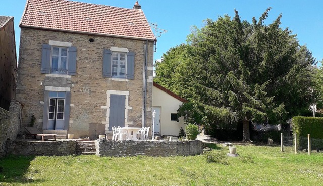 IN THE PEACEFUL HEART OF THE VINEYARD