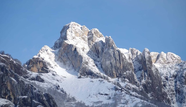 In the Pyrenees, near Luchon, a charming 3épis house