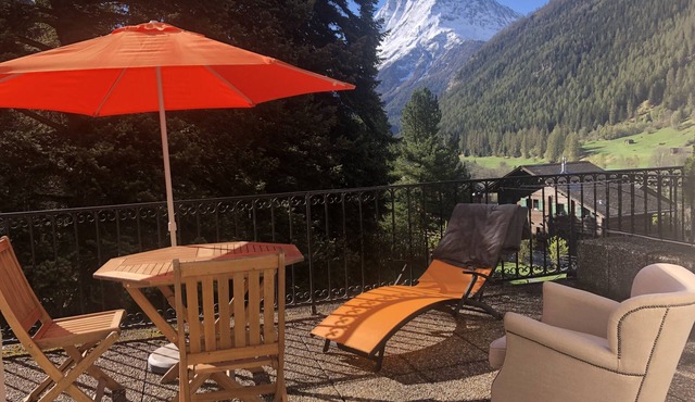 In the village of Evolène, beautiful apartment and terrace