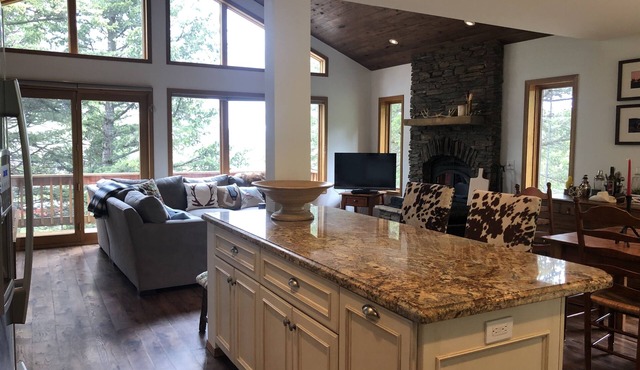 In Town Cozy Comfort in the Trees w Jackson Hole Property Management