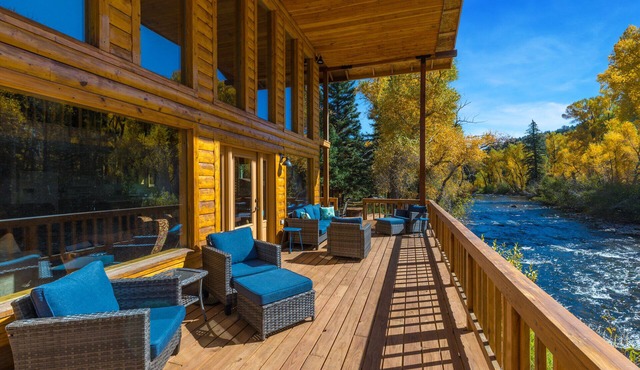 In-Town Hidden Gem | Riverfront Modern-Rustic Escape | Deck & Balcony