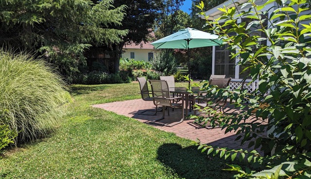 IN TOWN LEWES- NEAR WALKING/BIKING TRAILS/QUIET NEIGHBORHOOD/LINENS INCLUDED n