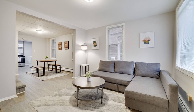 In Unit W&D Free Parking Fast Wifi 5 Min Downtown