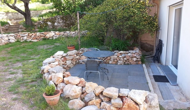 In Verdon Natural Park on the edge of the low Verdon Gorge, Lake Esparon