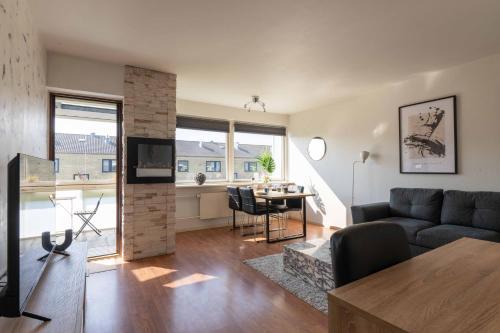 INACTIVE Cozy Apartment Near Metro