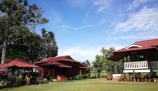 Inap de Bendang Homestay