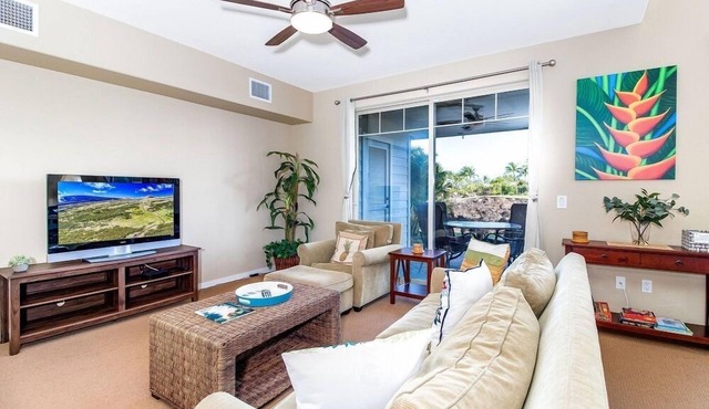 Includes Mauna Lani Beach Club Pass. Golf Villa at Mauna Lani D3