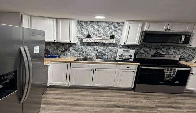 Incredible 1-bdr 1-bath apartment in Baltimore County with all new appliances