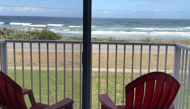 Incredible 2/2.5 Ocean View with a Garage