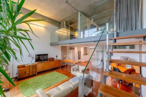Incredible 2BD Loft by Regents Canal - Haggerston