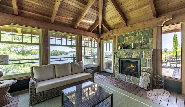 Incredible 9 bdrm, 9 bath, Tennis Court! Nanny Suite! Gym! Lake Muskoka!