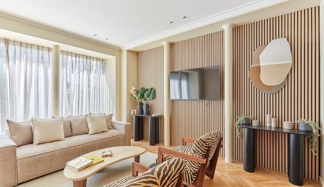Incredible AC Apartment 3 Bedrooms Center of Paris