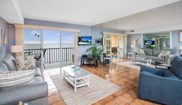 Incredible Bay Views, Bayfront Pool, and Flex Stays Available!