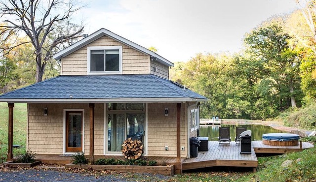 Incredible Cabin Rental with a Pond and Waterfall on the Shenandoah River, Virginia