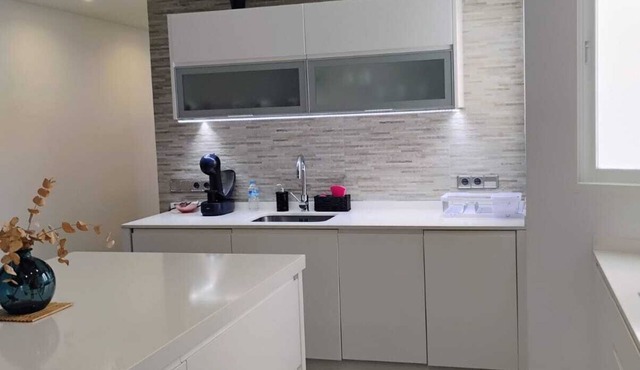 Incredible centrally located apartment