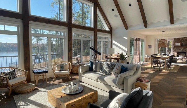 Incredible Cottage on Crystal Lake. Very private on 7 acres