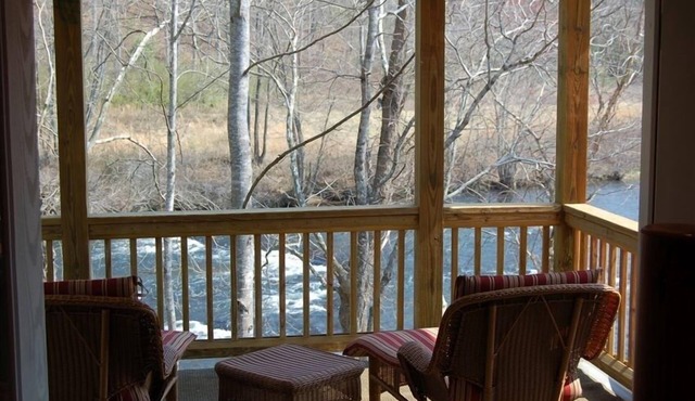 Incredible Custom Home On The Banks Of The Hiwassee River!