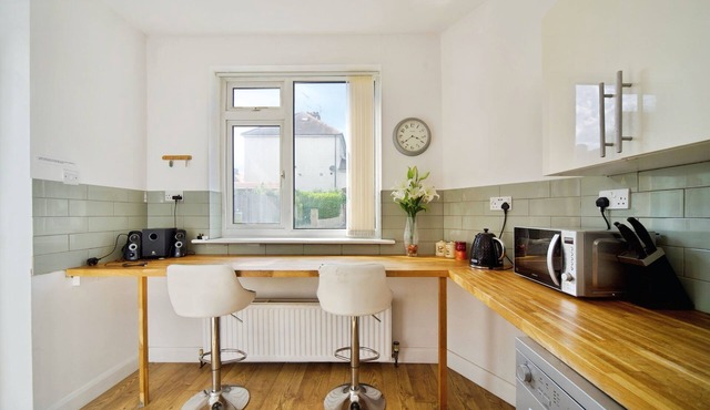 Incredible Deal Beautiful 3 Bedroom House London