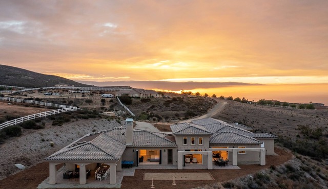 Incredible Estate w/Panoramic Views & Bocce Ball Court! | Malbec by AvantStay