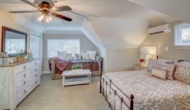 Incredible home Newly renovated Sleeps up to 9