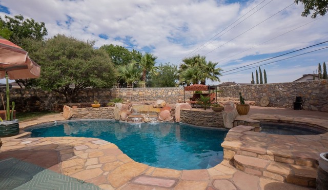 Incredible home with custom pool and fountain